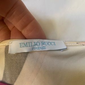 Emilio Pucci top. Light weight soft spring top.
